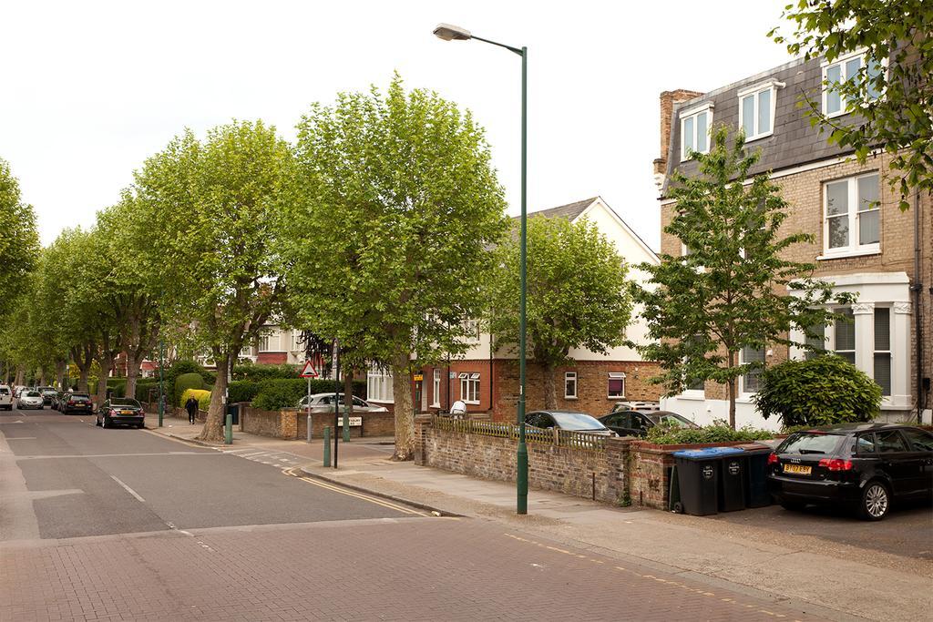 118 Brondesbury Road Apartments Londra Oda fotoğraf